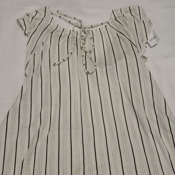 🆕️ Loft strappy stripe tank - Picture 4 of 4